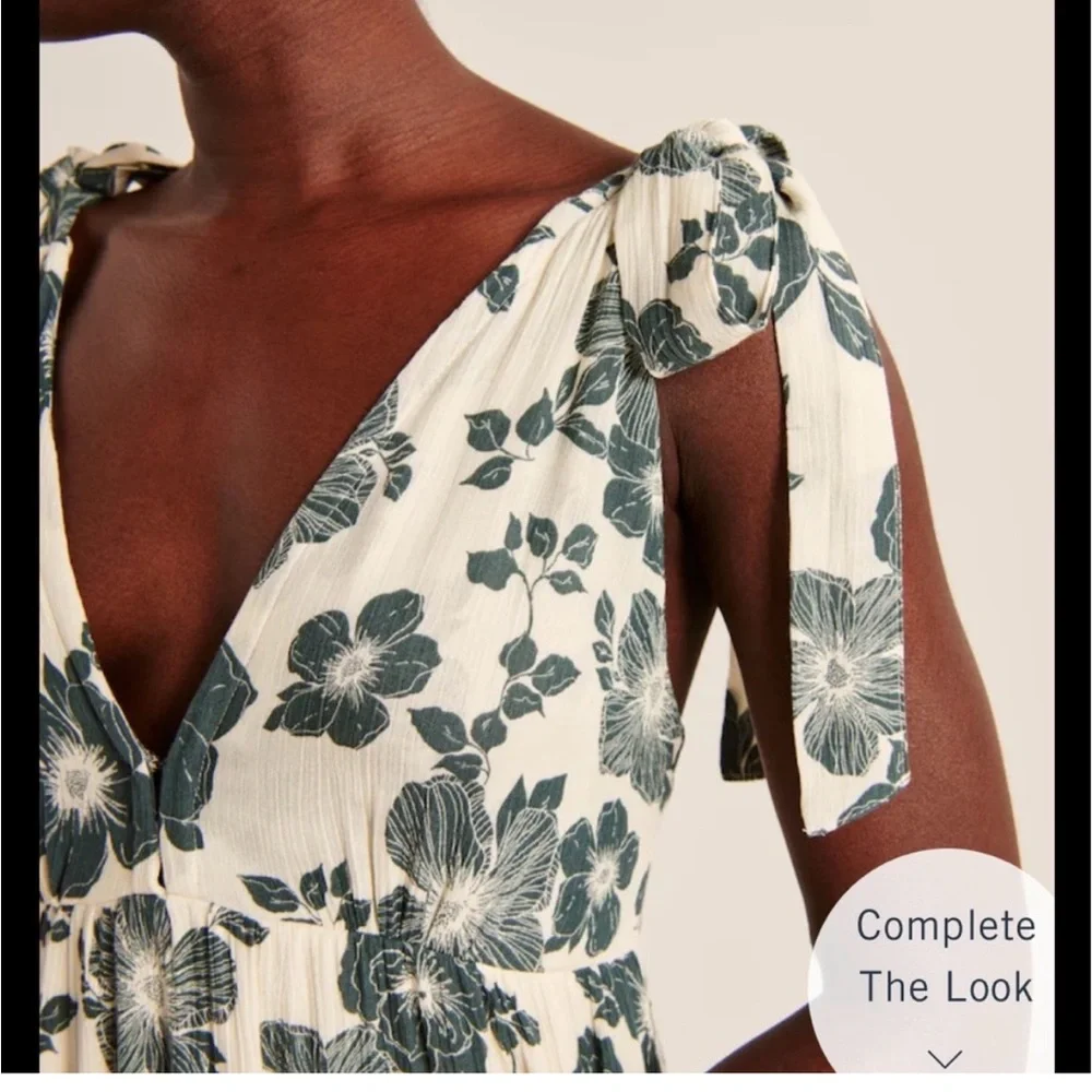 Abercrombie NWT Floral Tie-Shoulder Maxi Dress in Cream and Green